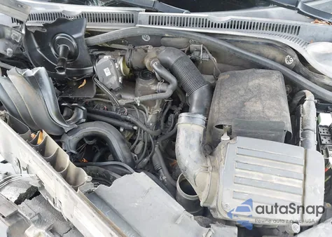 2014 Volkswagen Jetta 2.0L S z USA, uszkodzony, nr VIN 3VW2K7AJ1EM384858